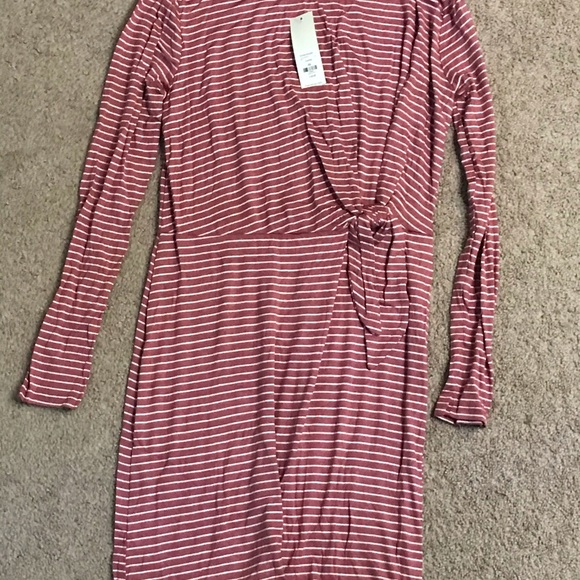 New with tag Francesca’s ALYA front tie dress XS - Picture 6 of 9